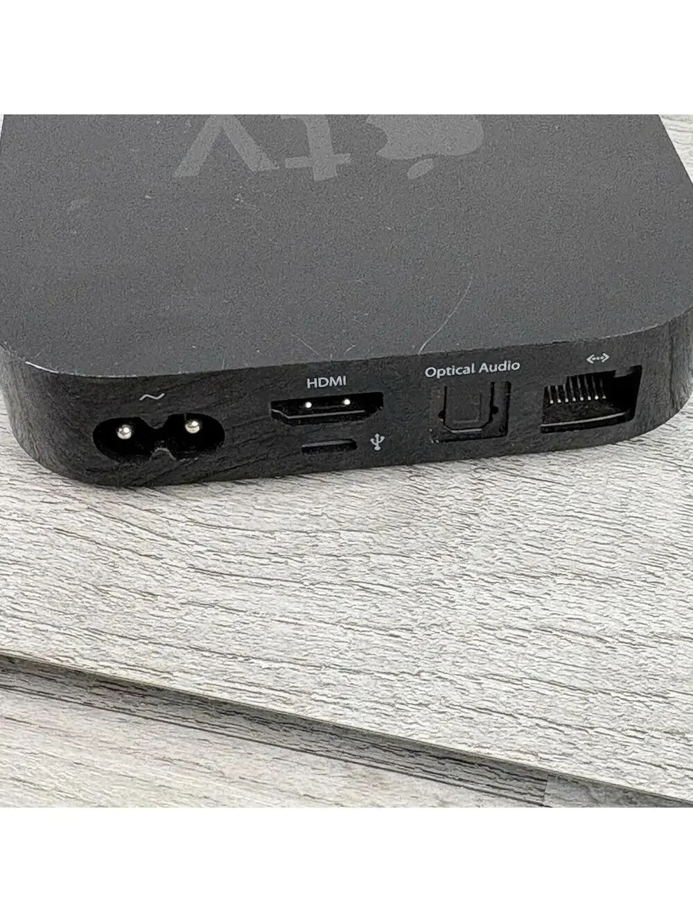 Apple A1469 HD Digital Media Streamer - Black (3rd Generation)